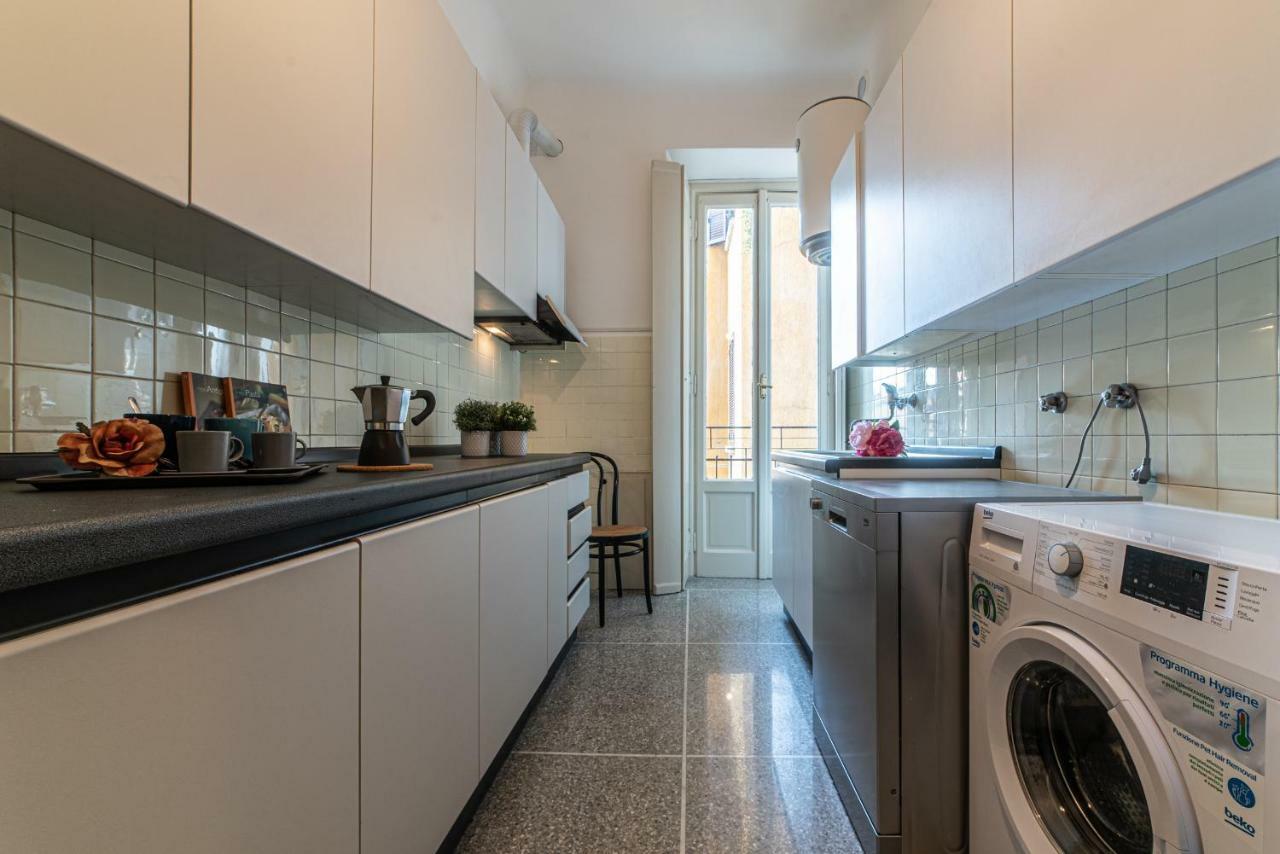 Апартаменты Joivy Sophisticated 3-Bed Flat With Desk Милан Экстерьер фото