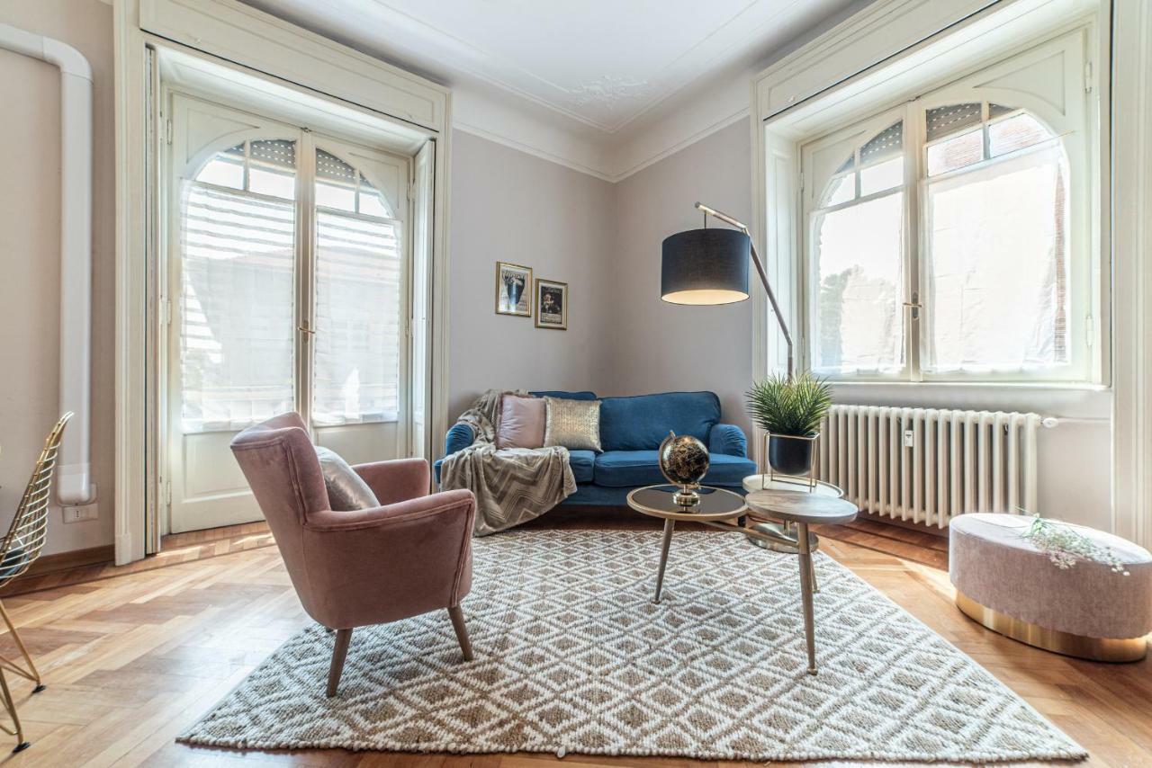 Апартаменты Joivy Sophisticated 3-Bed Flat With Desk Милан Экстерьер фото